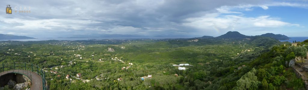 Panorama Korfu z "Tronu Cesarza"
