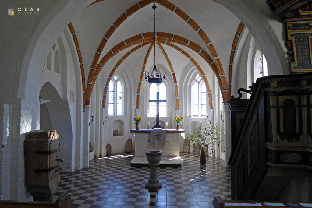 Wnętrze kościoła w Groß Zicker