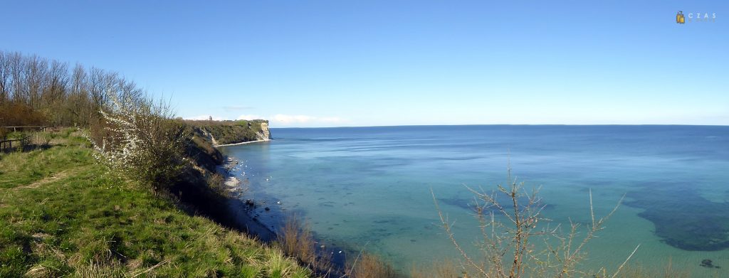 Panorama wybrzeża z punktu widokowego nieopodal Vitt