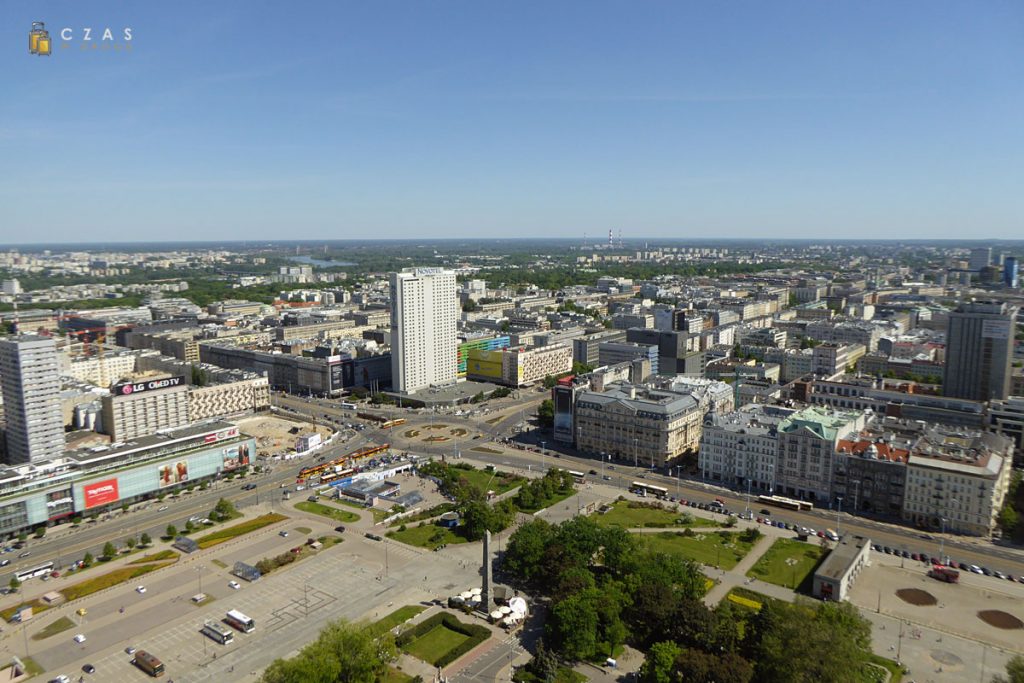 Widoki z tarasu widokowego Pałacu Kultury i Nauki