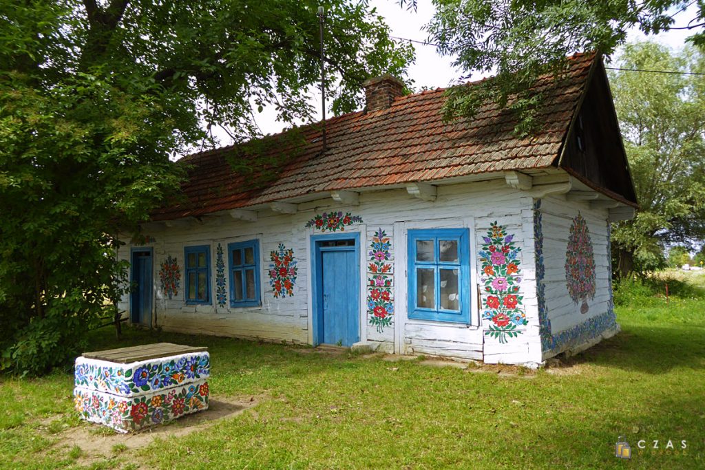 Jedna z najładniejszych malowanych chat Zalipia
