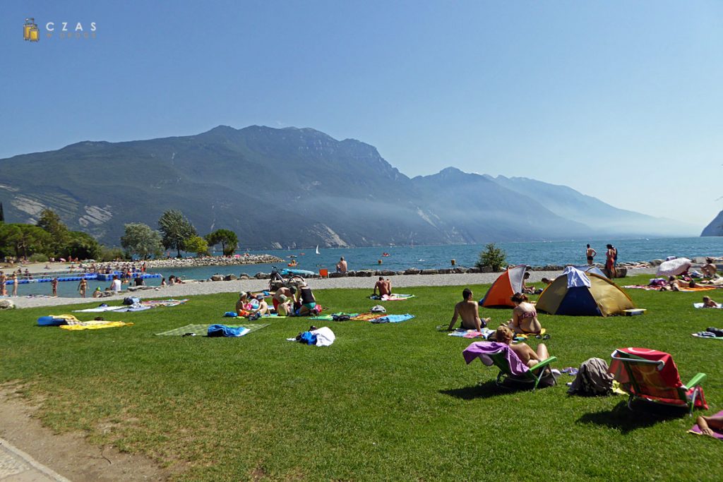 Plaża Sabbioni w Riva del Garda Plaża Sabbioni w Riva del Garda