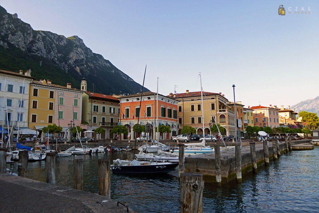 Port w Gargnano Port w Gargnano
