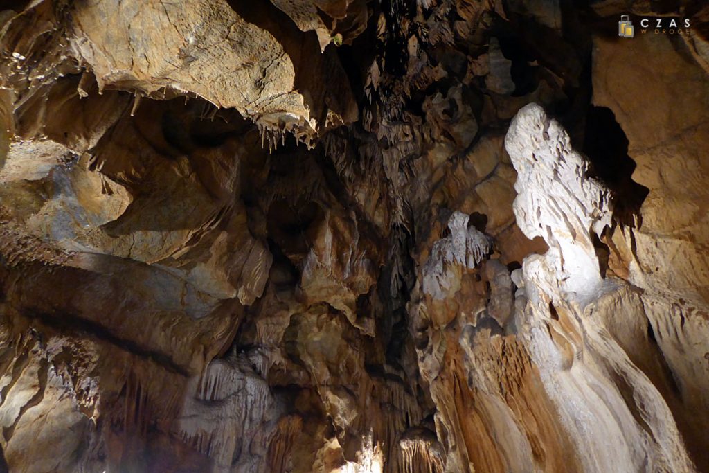 Jaskinie Mladečke - dekoracje naciekowe
