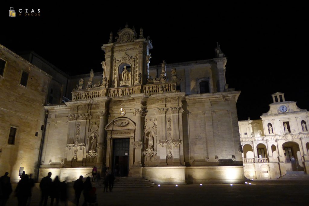 Katedra w Lecce wieczorową porą