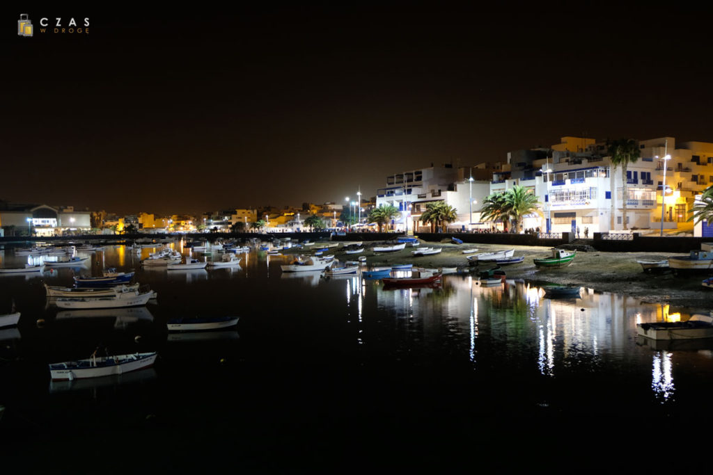 El Charco - tu kwitnie życie nocne w Arrecife ;) El Charco - tu kwitnie życie nocne w Arrecife ;)