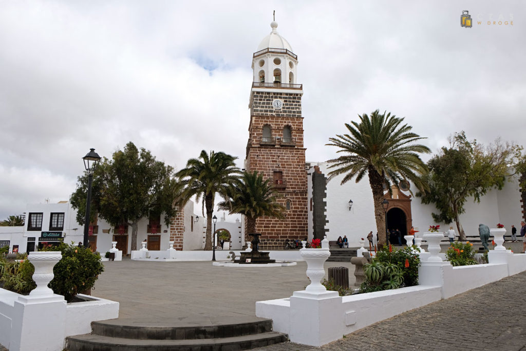 Teguise / Kościół pw. Matki Boskiej z Gwadelupy Teguise / Kościół pw. Matki Boskiej z Gwadelupy