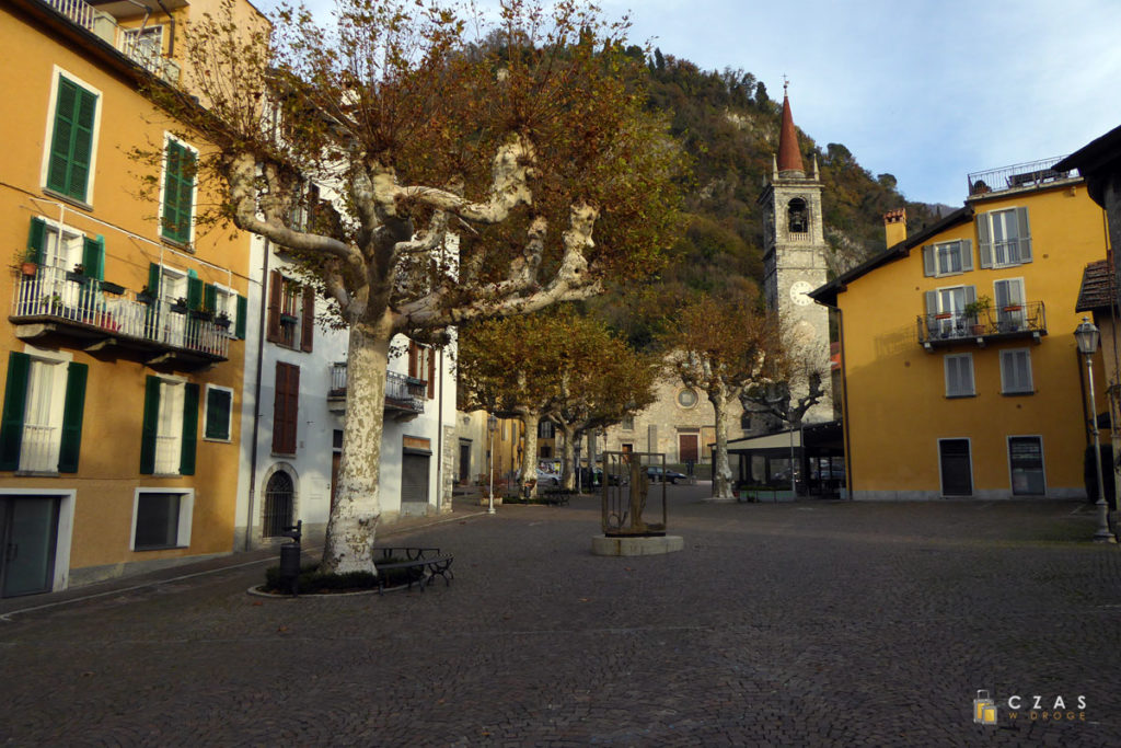 Piazza San Giorgio / Varenna