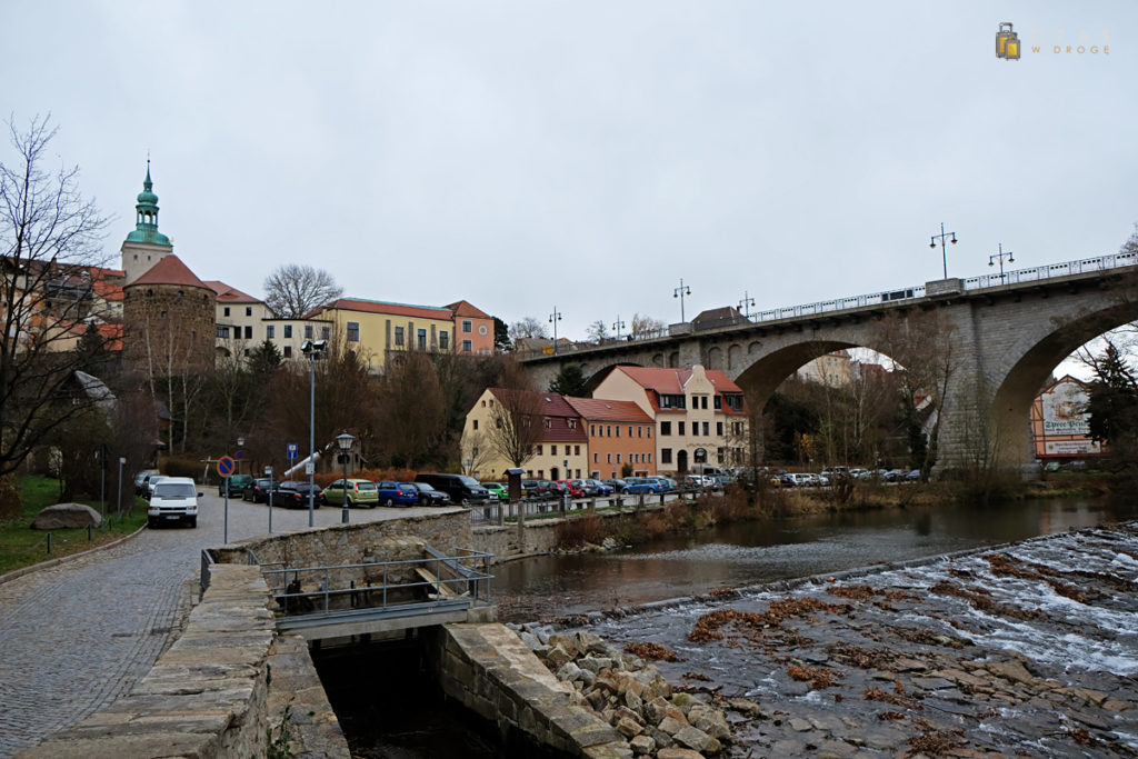 Widok znad Sprewy na Friedensbrücke